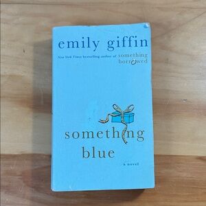 📚2/$6  Something Blue #2 in the Darcy & Rachel Series